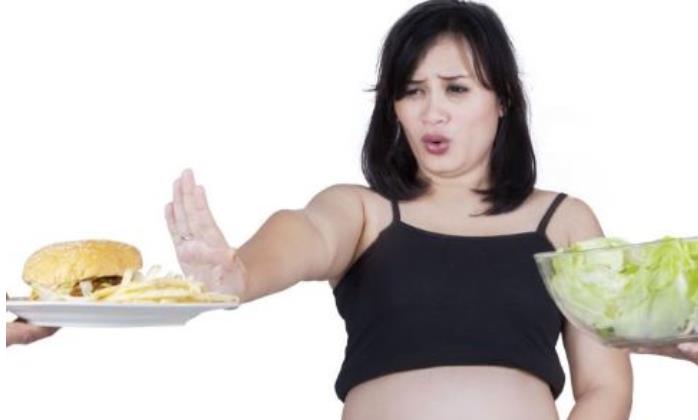 备孕期饮食误区有哪些？备孕期间夫妻双方需要吃什么？