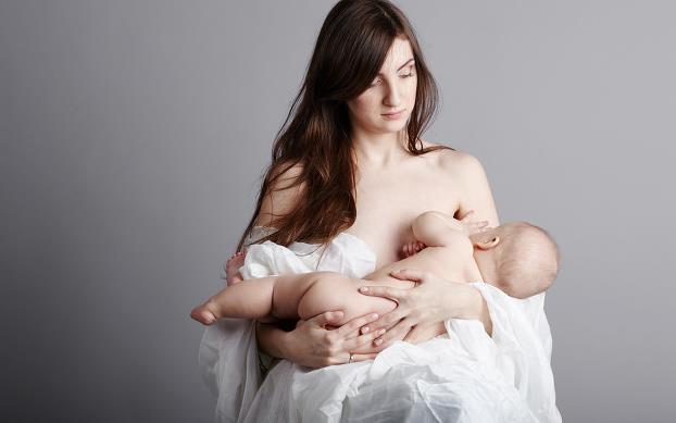 想要母乳喂养月子期间要注意什么？月子期间吃什么补钙比较好？