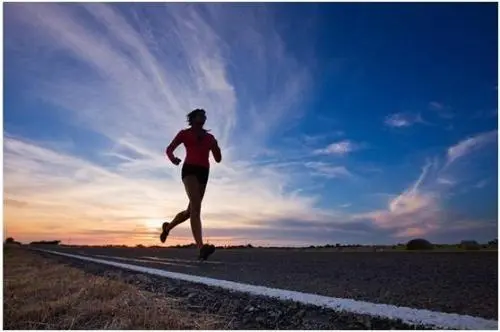 健身小白求问：减肥跑步多久才能到减肥的作用？