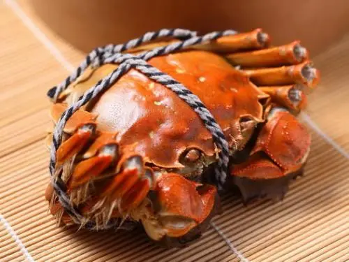 大闸蟹死了还能吃吗？有毒素煮熟也不要吃！