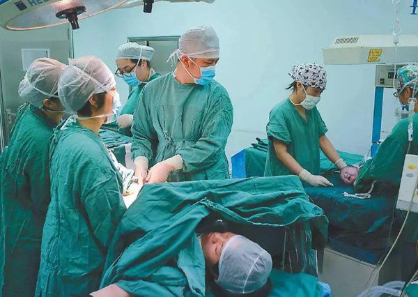 剖腹产后怎么恢复伤口?剖腹产后洗澡刀口涂抹什么油?