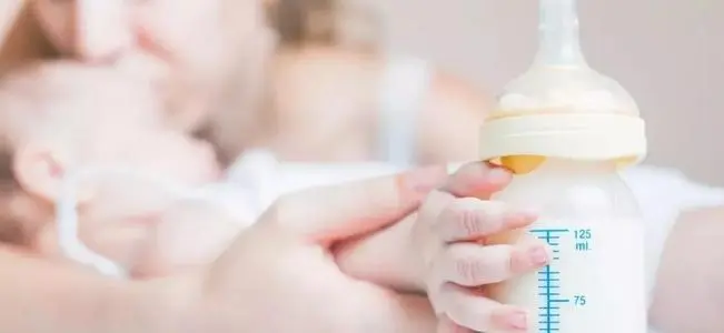 出生9个月奶量多少算正常呢?乳汁分泌过多怎么控制奶量?